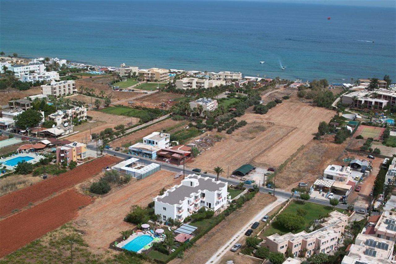 Altis Hotel Малія Екстер'єр фото