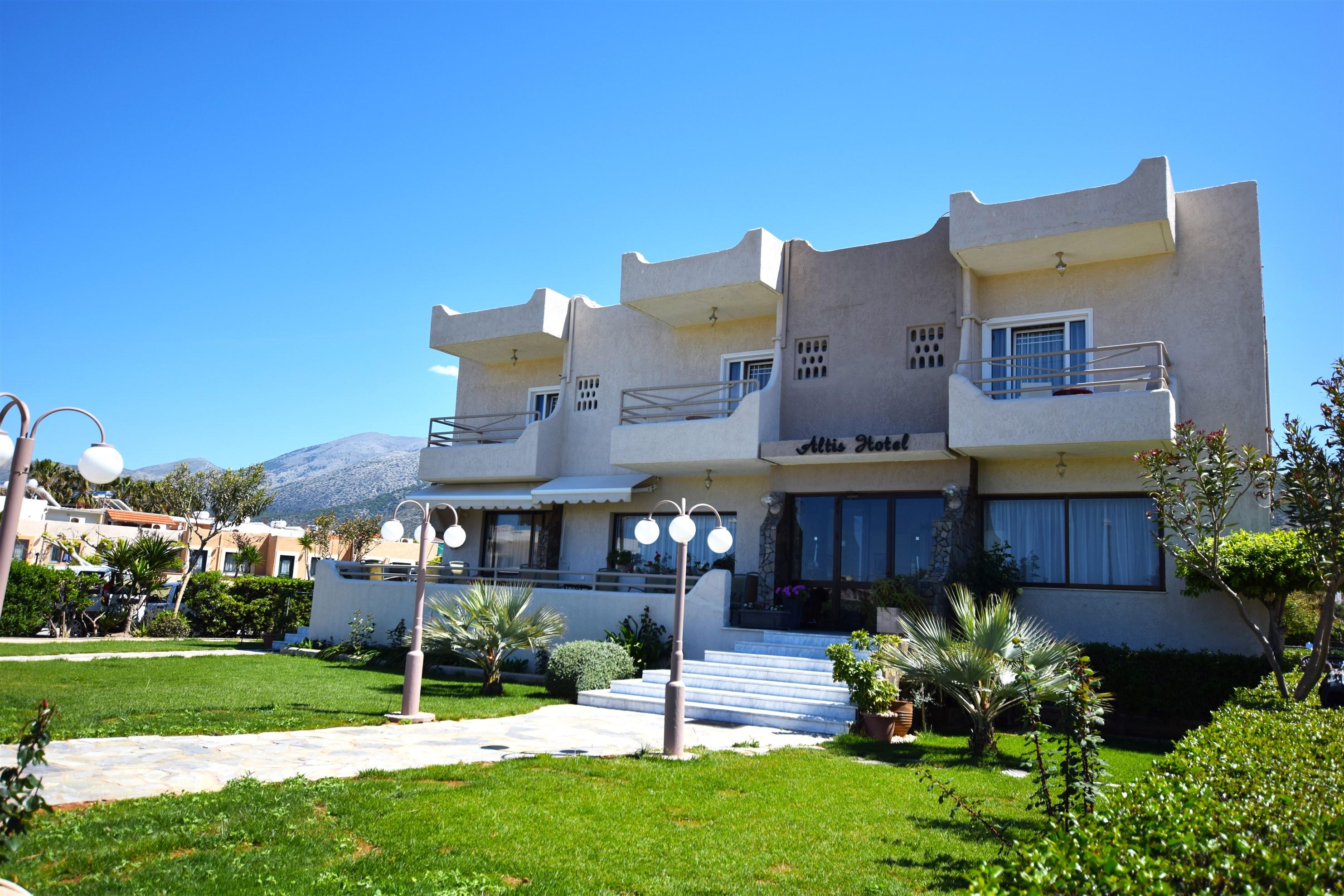 Altis Hotel Малія Екстер'єр фото