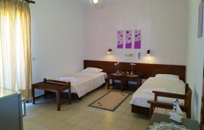 Altis Hotel Малія Екстер'єр фото